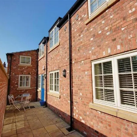 Lejlighed Luxury 2 Bed Close To Beach-with Parking! *